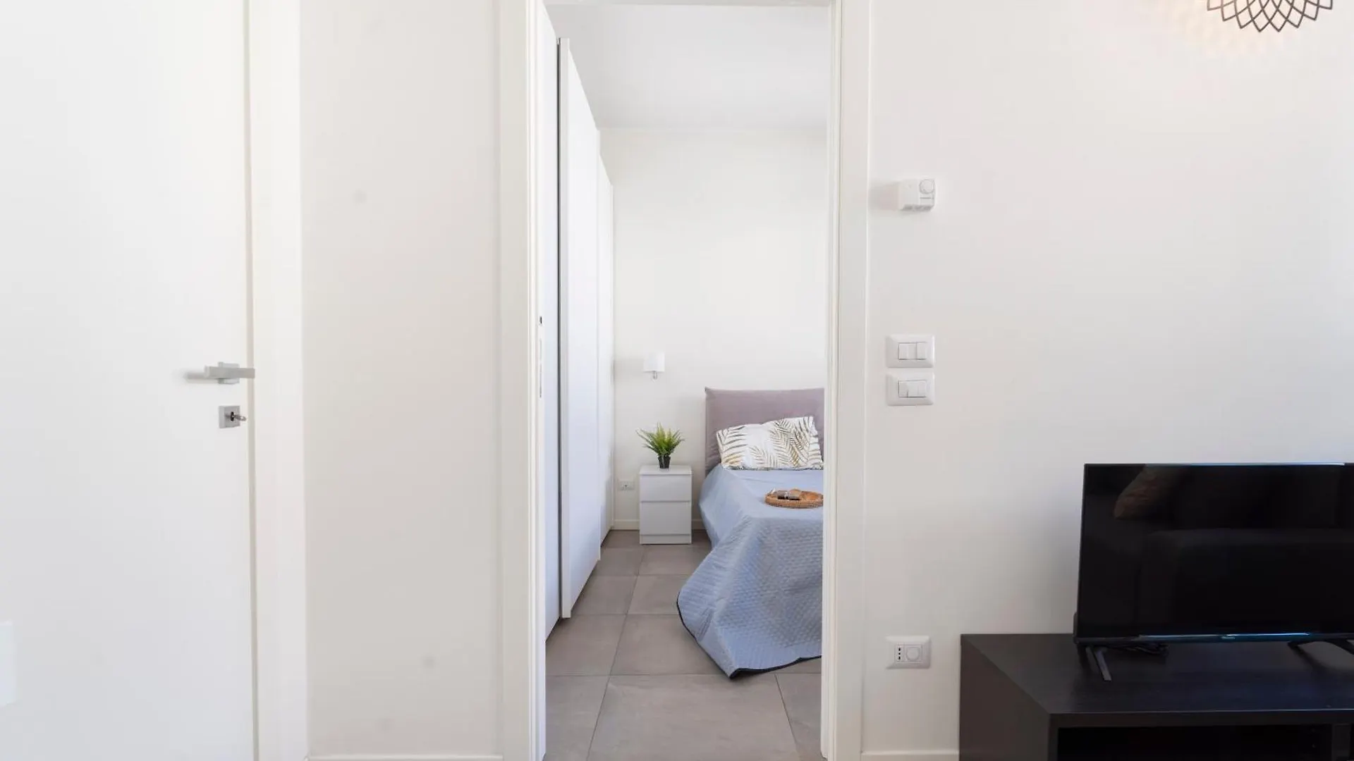 Ihost Apartment - Monviso 41 Milan