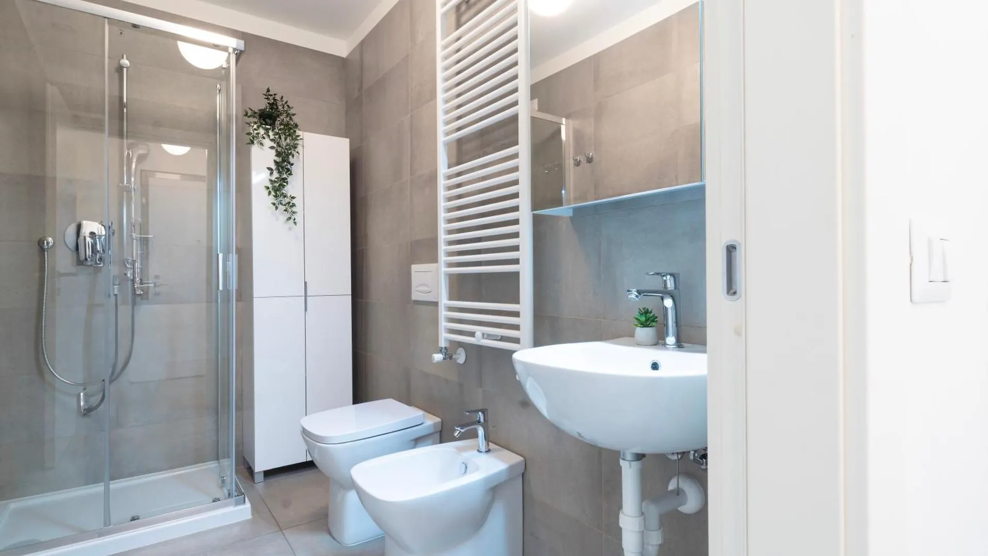 Ihost Apartment - Monviso 41 Milan