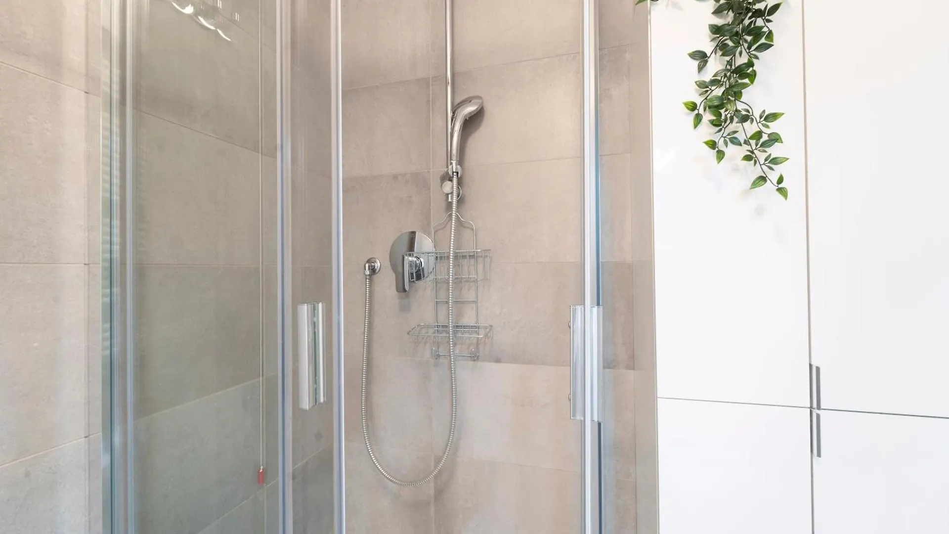 Ihost Apartment - Monviso 41 Milan 0*,  Italy